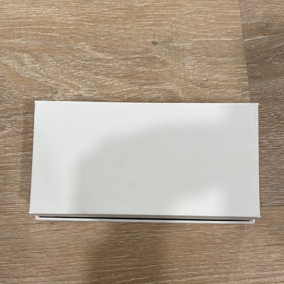 Celine Paris White Box - Picture 3 of 4